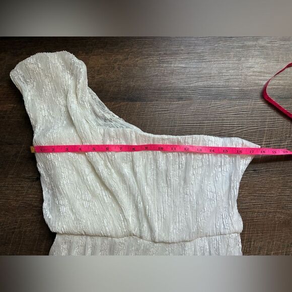 JEWEL Badgley Mischa dress One-Shoulder White lace Gown front slit Sz 10 NWT - Picture 11 of 16